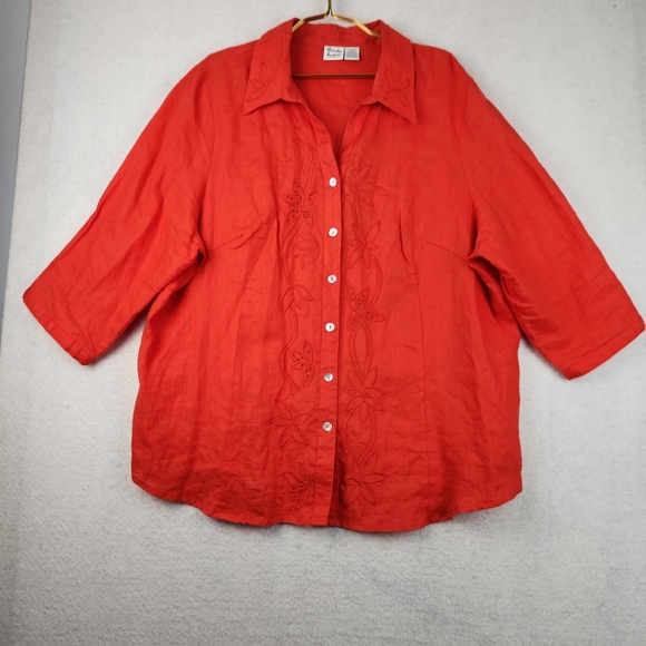 Alexandra Bartlett Womens Size 3X Red Button Down Floral Embroidered Linen Top - Picture 1 of 10